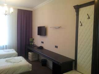 Отель Мини - Отель Д`Рами Алматы Стандартный двухместный номер с 1 кроватью или 2 отдельными кроватями-8